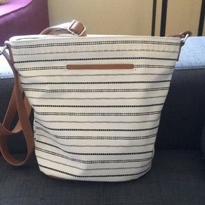 Monday Madness Sale...NWOT Jewell purse